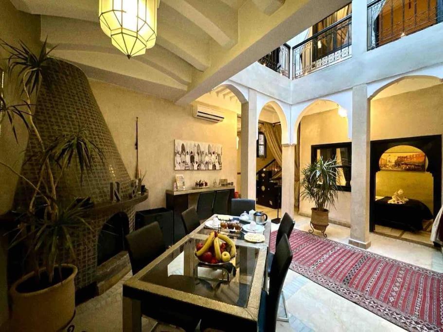 Riad Art De Vivre Avec Jacuzzi Marrakesh Eksteriør bilde